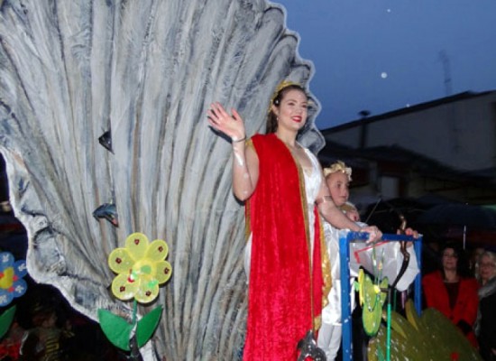 Σε ρυθμούς καρναβαλιού η πόλη των Σοφάδων