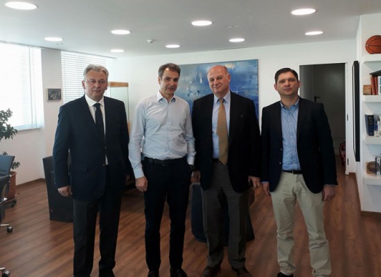 Συνάντηση Κυριάκου Μητσοτάκη – Θάνου Σκάρλου