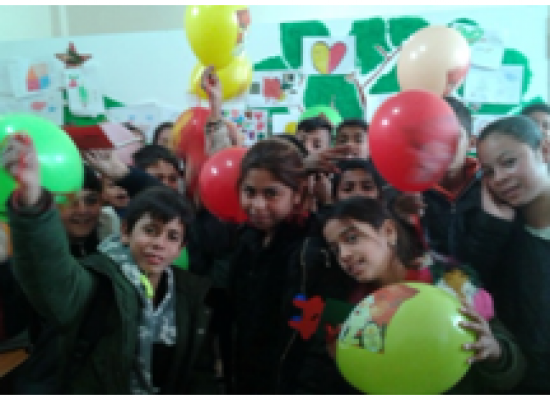 Με αγάπη γέμισαν το Παράρτημα Ρομά μαθητές του 4ου Δημοτικού σχολείου Σοφάδων