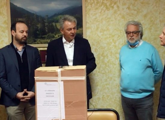 Δίπλα στα Κέντρα Υγείας η Αυτοδιοίκηση – Υγειονομικό υλικό παρέδωσαν οι Δήμαρχοι Σοφάδων, Παλαμά και Μουζακίου