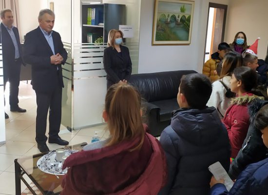 Χριστουγεννιάτικα κάλαντα στο Δημαρχείο Σοφάδων