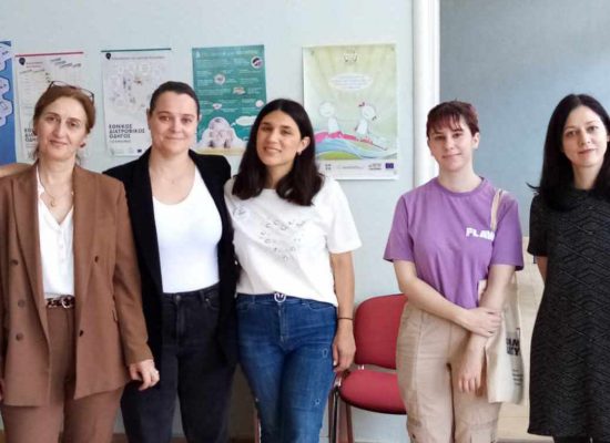 Δράση υποστήριξης της UNICEF, AID  και της REVMA  στο  Παράρτημα Ρομά του Δήμου Σοφάδων»