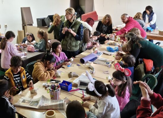Με μεγάλη επιτυχία η εκδήλωση κουκλοθεάτρου για παιδιά στους Σοφάδες