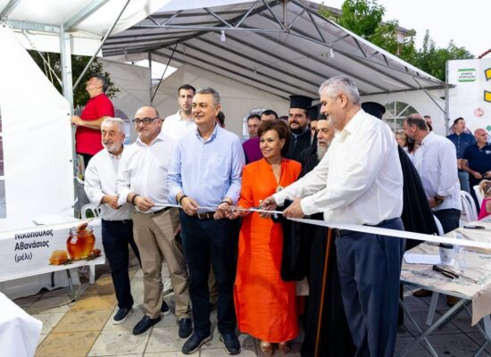 Με ιδιαίτερη επιτυχία ολοκληρώθηκε το 3ο Φεστιβάλ Γαστρονομίας και Τοπικών Προϊόντων του Δήμου Σοφάδων.